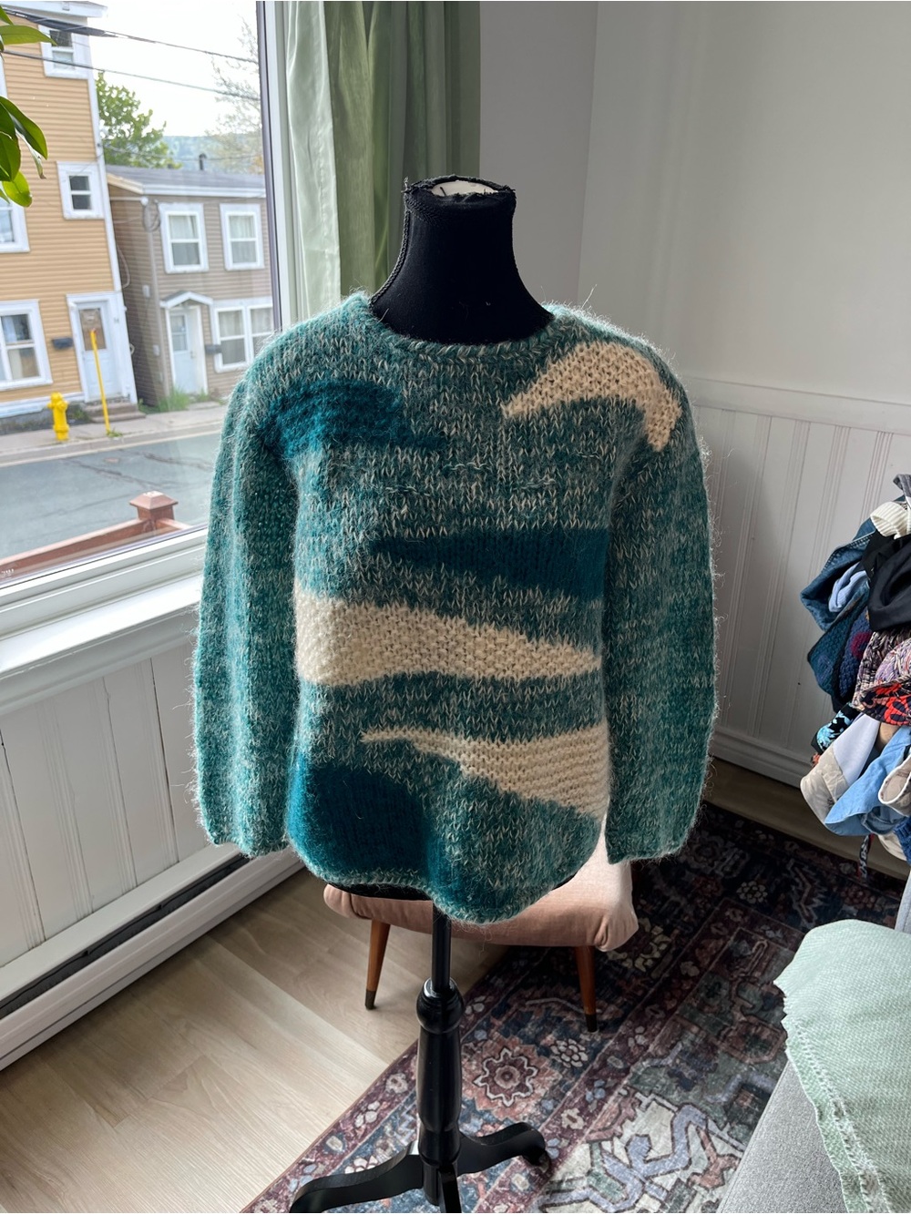 Women’s Vintage Cozy Teal & Cream Patterned Sweater M/L